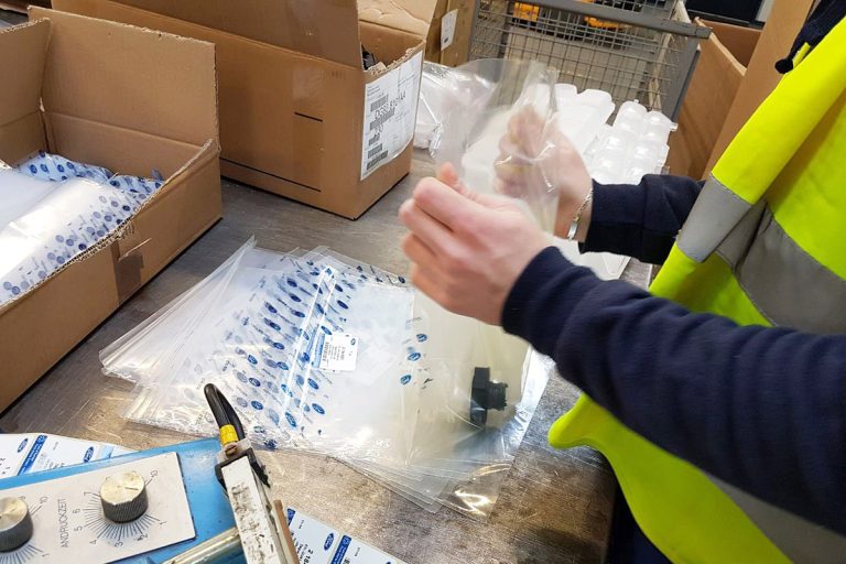 Kitting & Assembly 5 Logistics Warehouse Assembly